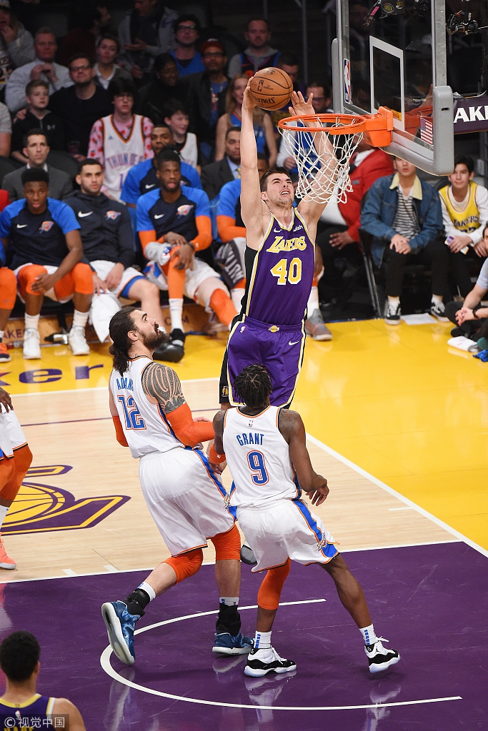 虽然他重返 虽然他重返