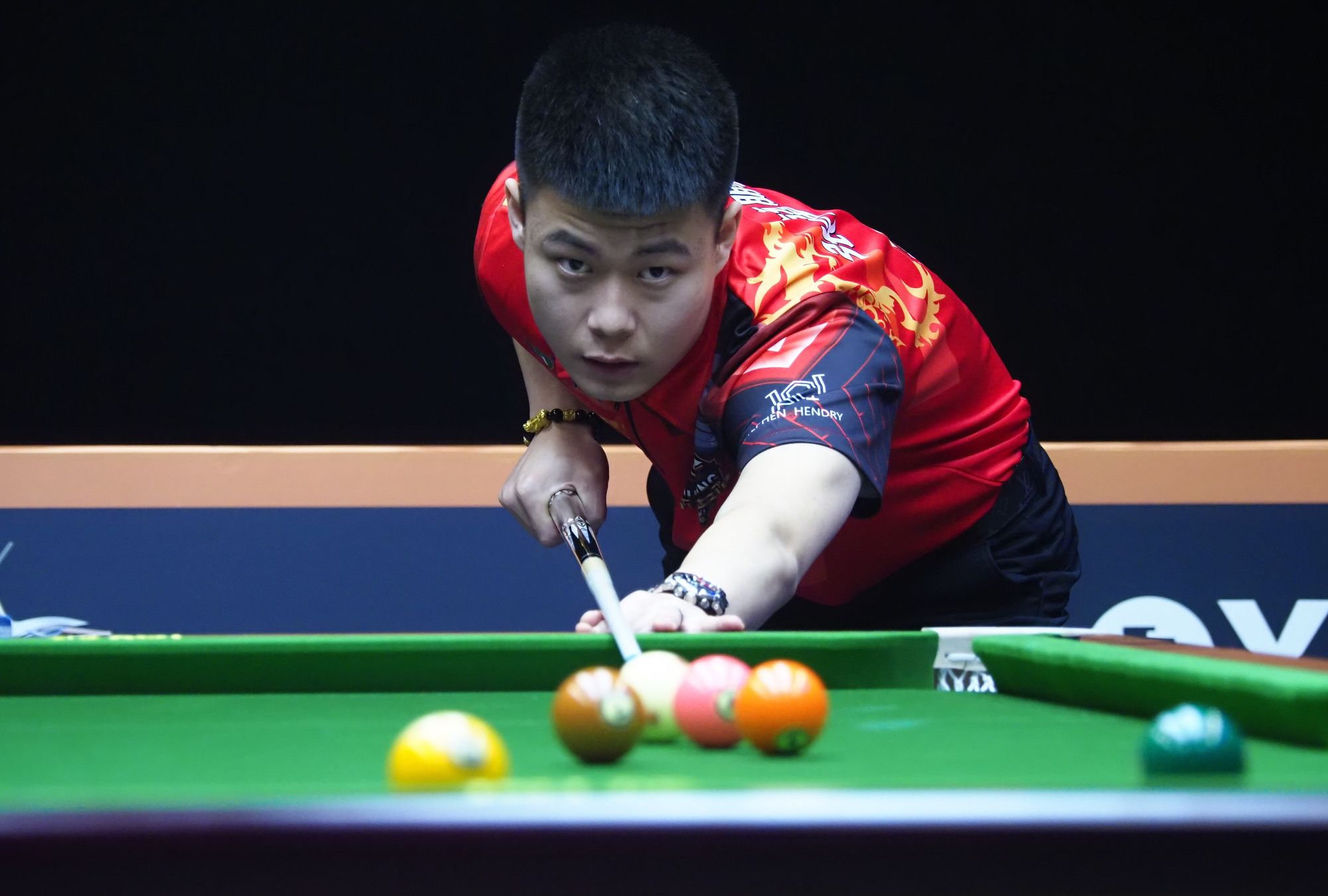 不仅为队伍 不仅为队伍