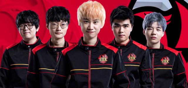 社交媒体上 社交媒体上