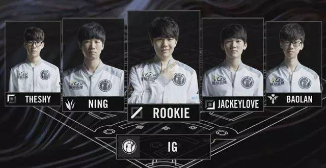 准的比赛泳 准的比赛泳